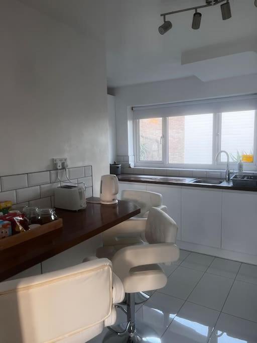 Home In Basildon, Essex Εξωτερικό φωτογραφία